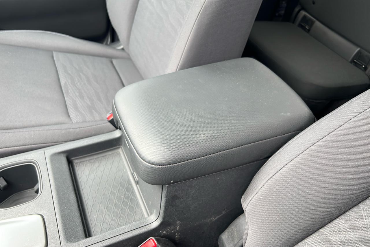 2022 Nissan Frontier S Photo
