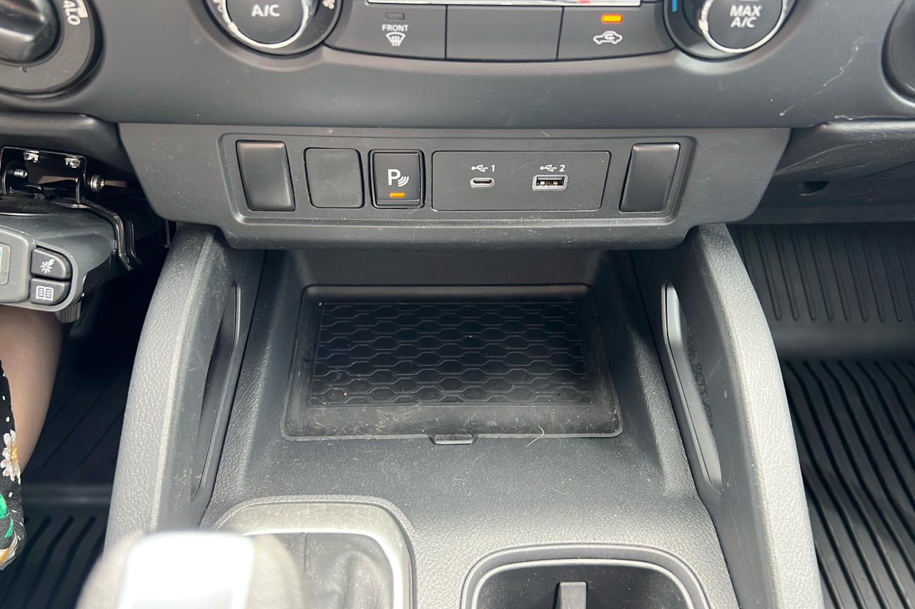 2022 Nissan Frontier S Photo