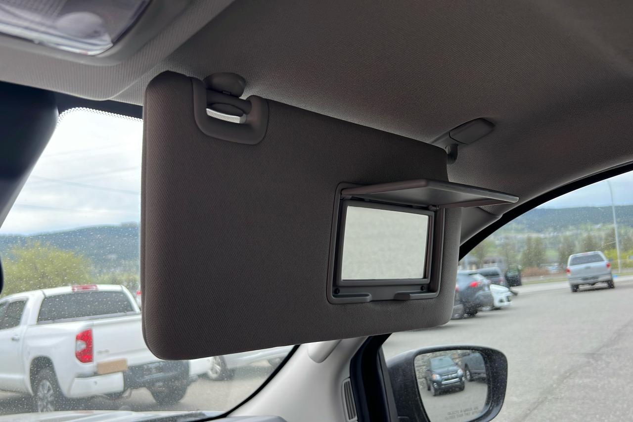 2022 Nissan Frontier S Photo