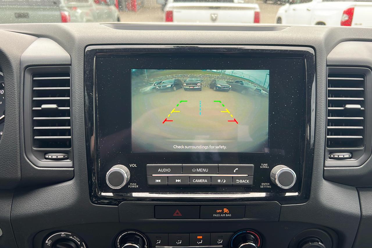 2022 Nissan Frontier S Photo