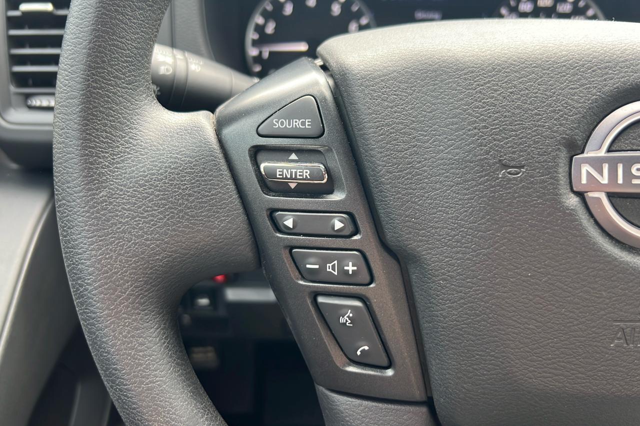 2022 Nissan Frontier S Photo