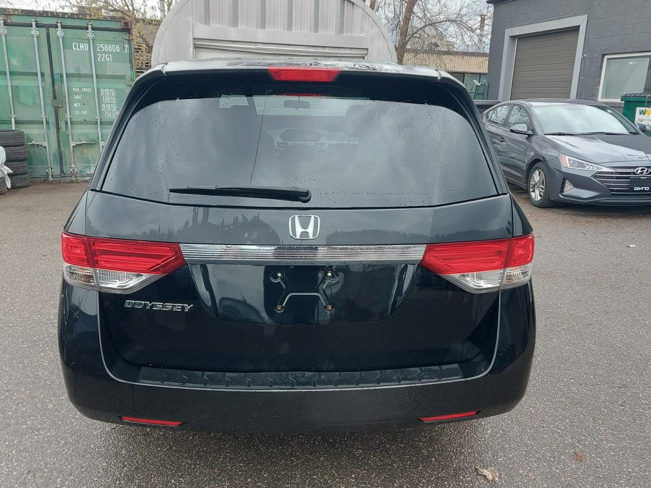 2017 Honda Odyssey EX Photo