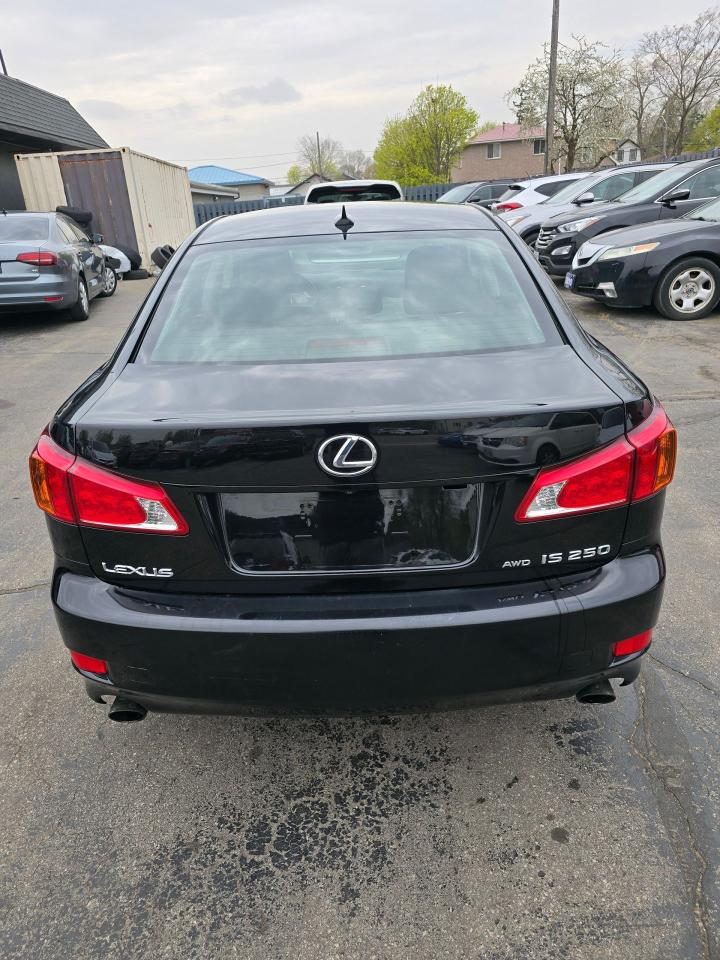 2009 Lexus IS 250 AWD - Photo #10