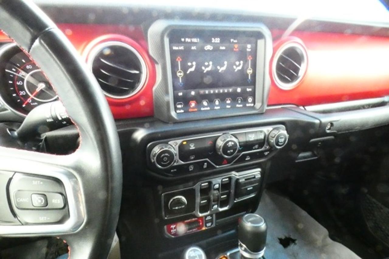 2022 Jeep Gladiator Rubicon w/Leather seats, NAV, BUC - Photo #15