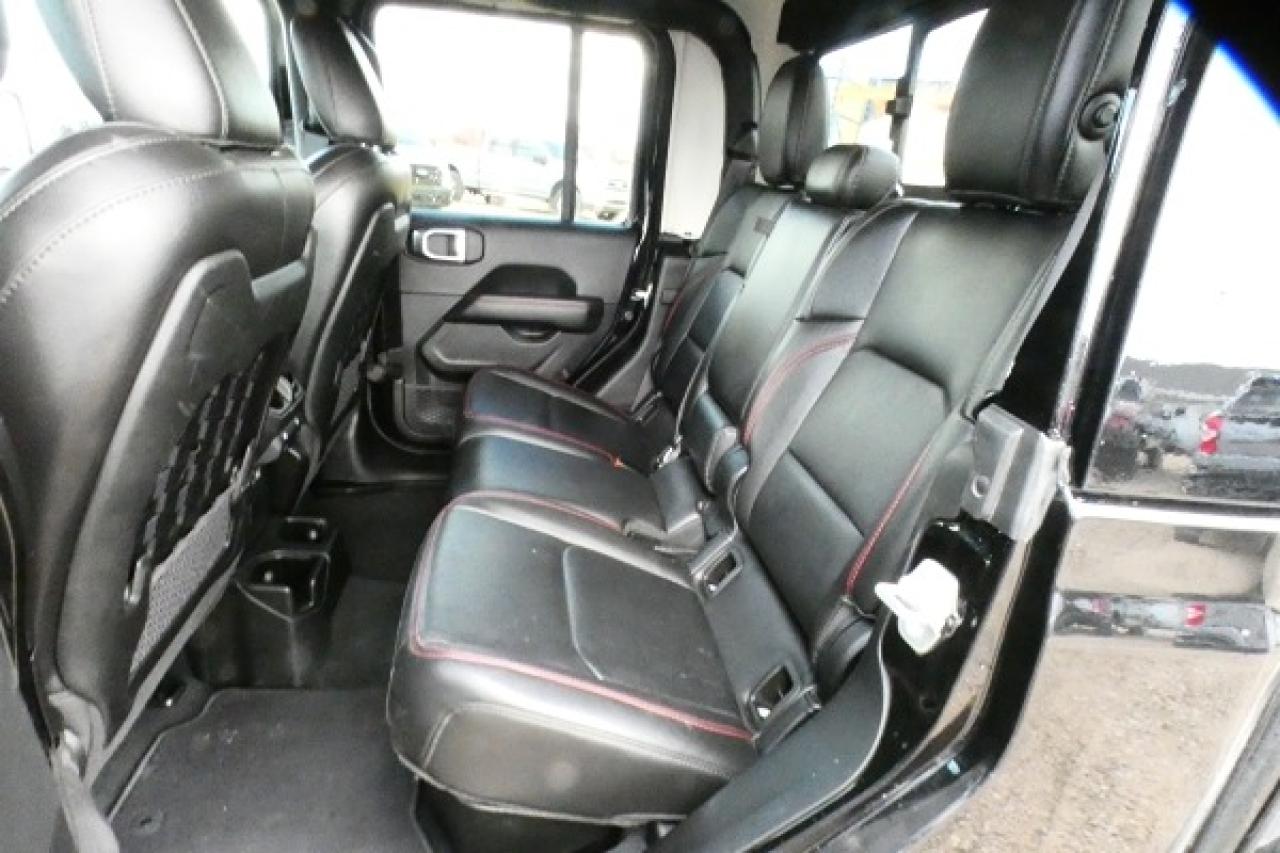 2022 Jeep Gladiator Rubicon w/Leather seats, NAV, BUC - Photo #9