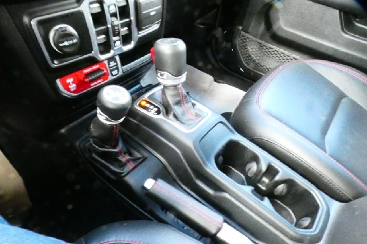 2022 Jeep Gladiator Rubicon w/Leather seats, NAV, BUC - Photo #16