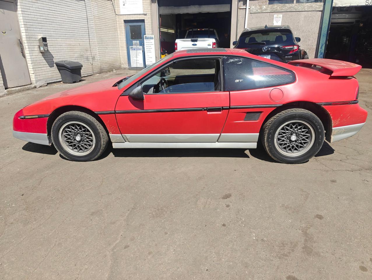 1986 Pontiac Fiero 