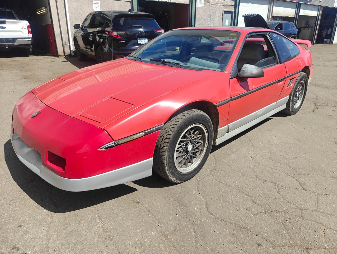1986 Pontiac Fiero Sport GT - Photo #2