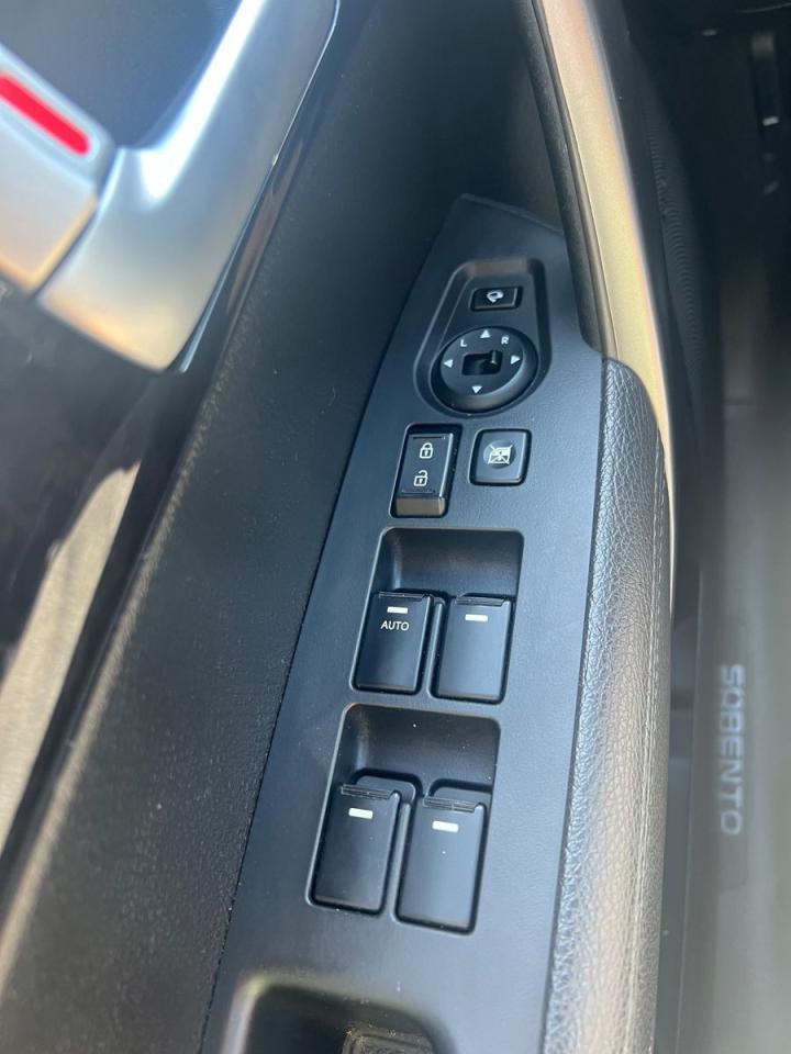 2015 Kia Sorento SX V6 Awd - Photo #13