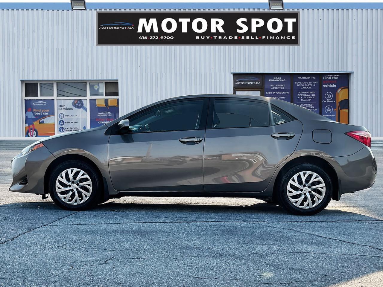2019 Toyota Corolla LE - Photo #3