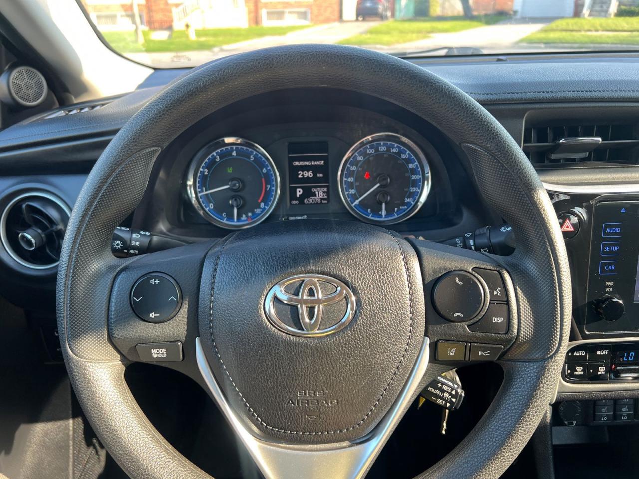 2019 Toyota Corolla LE - Photo #13