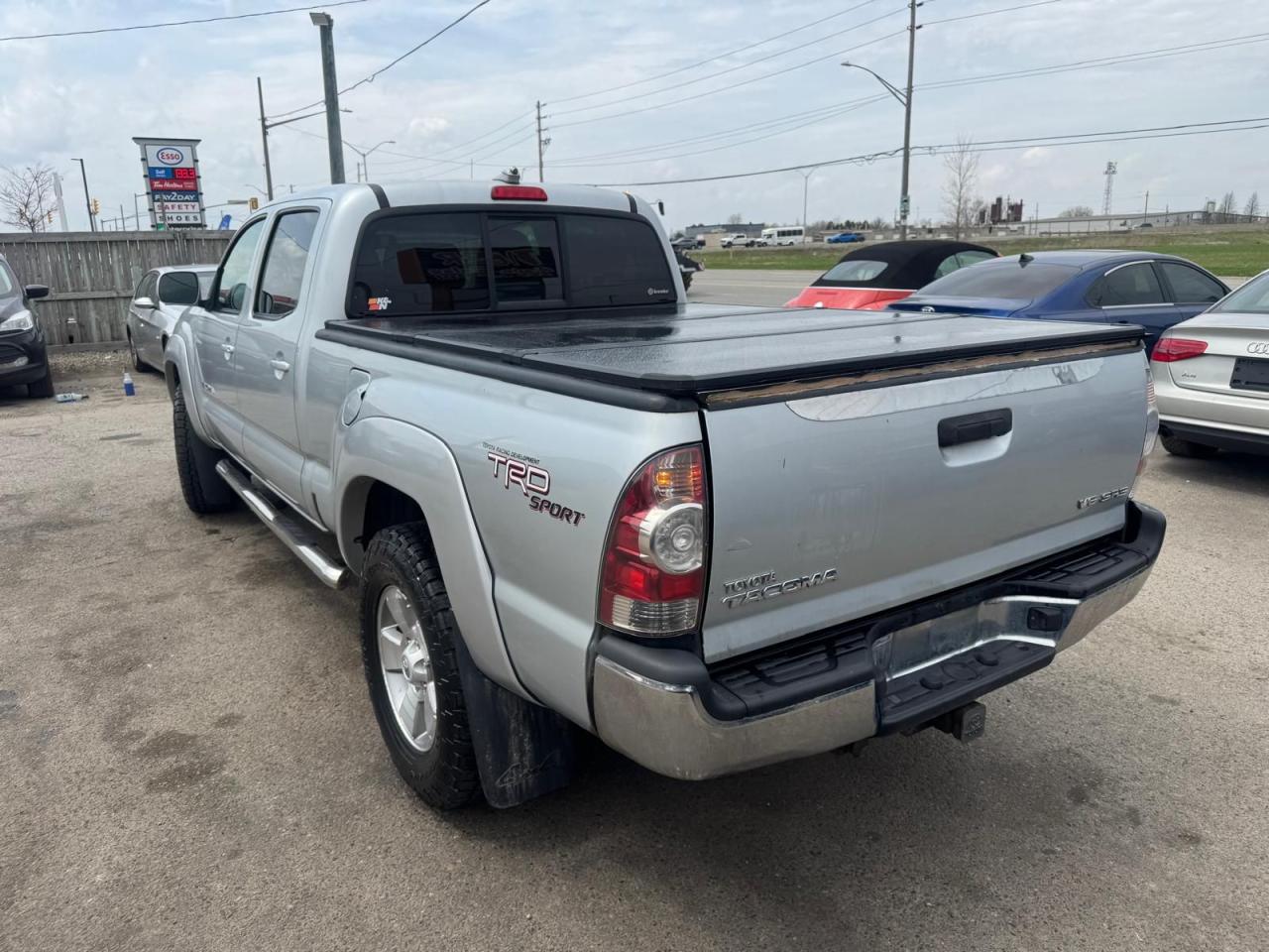 2009 Toyota Tacoma TRD, UNDERCOATED,  WELL MAINTAINED, NO ACCIDENTS - Photo #3