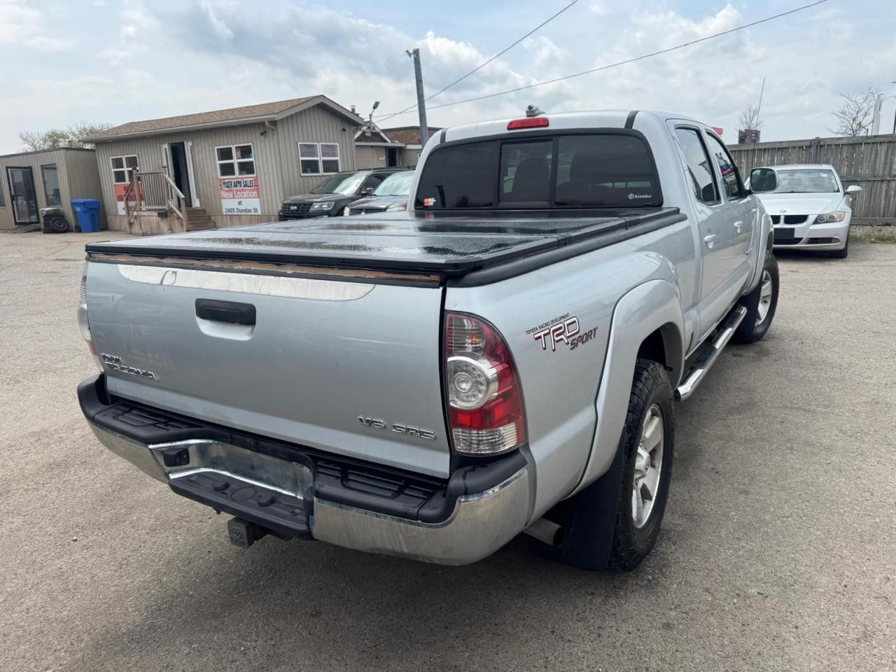 2009 Toyota Tacoma TRD, UNDERCOATED,  WELL MAINTAINED, NO ACCIDENTS - Photo #5