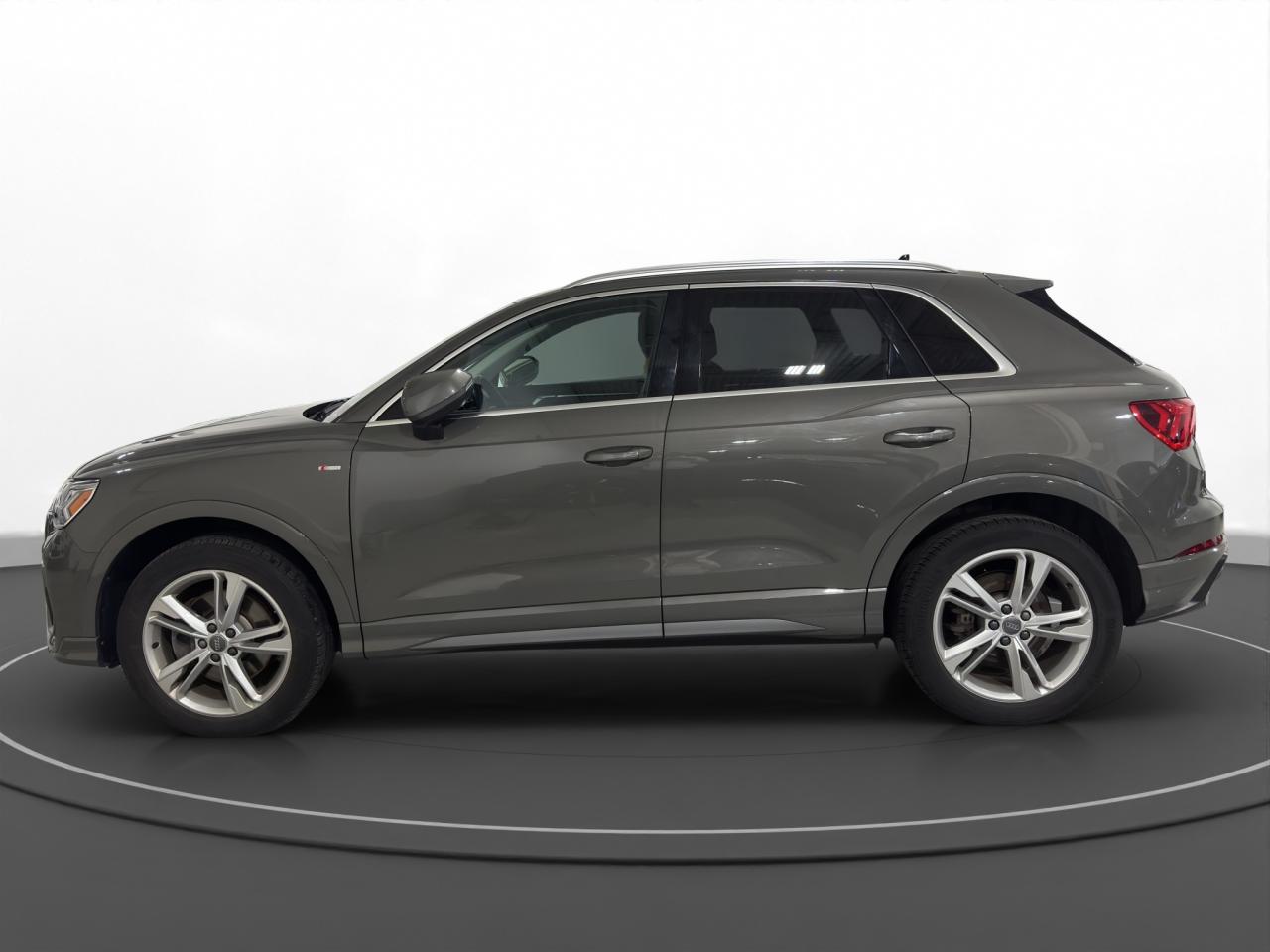 2020 Audi Q3 TECHNIK | S LINE - Photo #4