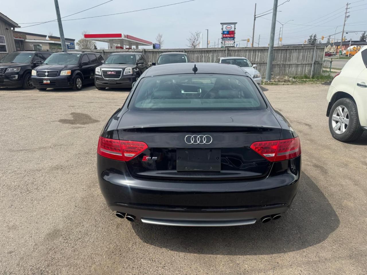 2010 Audi S5 4.2L V8, 6 SPEED MANUAL, ONLY 183KMS, CERTIFIED - Photo #4