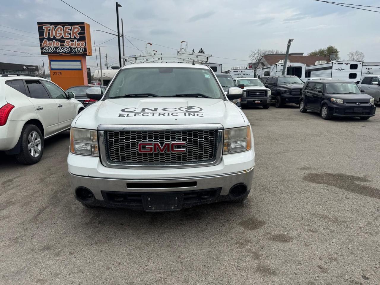2010 GMC Sierra 1500 SLE, CREW CAB, 4X4, TOPPER, RACK, AS IS SPECIAL - Photo #8