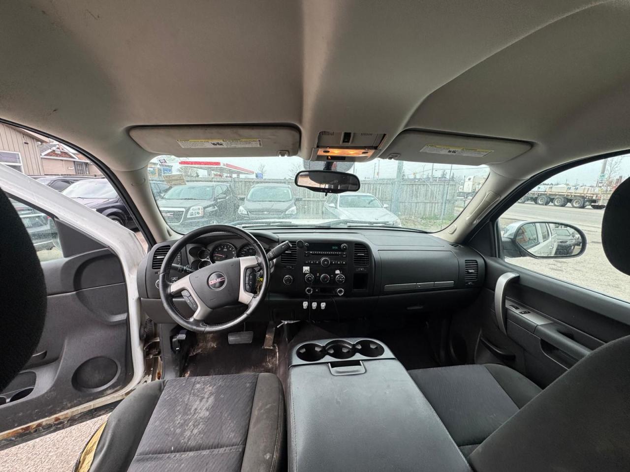 2010 GMC Sierra 1500 SLE, CREW CAB, 4X4, TOPPER, RACK, AS IS SPECIAL - Photo #15