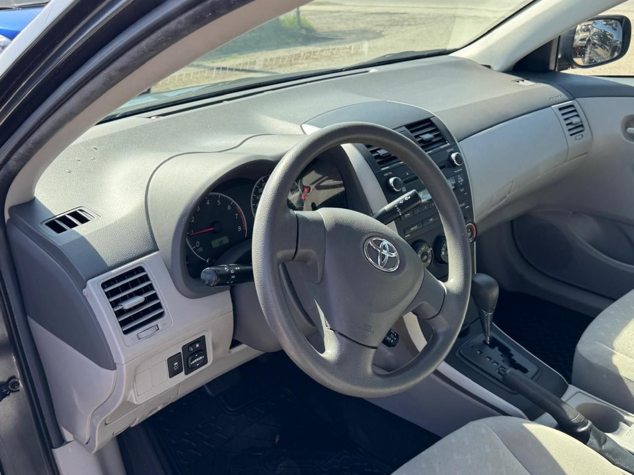 2010 Toyota Corolla CE, SEDAN, AUTO, CLEAN, ONLY 56,000KMS, CERTIFIED - Photo #16