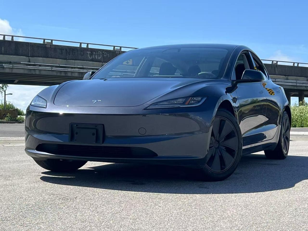 Used 2024 Tesla Model 3 RWD/ NO ACCIDENT/ BC LOCAL/ ONE OWNER for sale in Richmond, BC