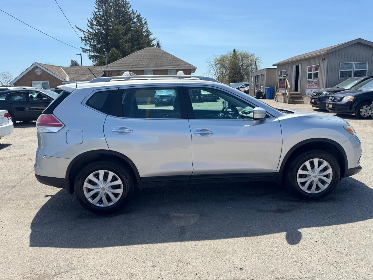 2015 Nissan Rogue S, NO ACCIDENTS, WELL MAINTAINED, CERTIFIED - Photo #6