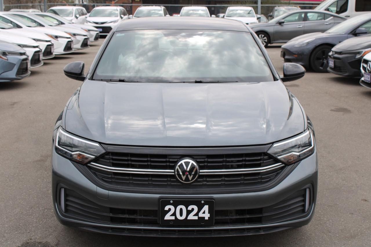 2024 Volkswagen Jetta Comfortline Manual - Photo #2