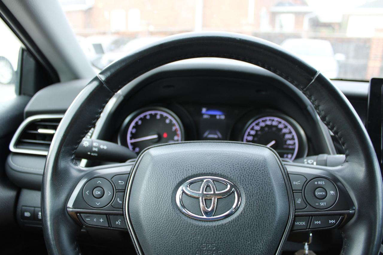 2022 Toyota Camry SE - Photo #10