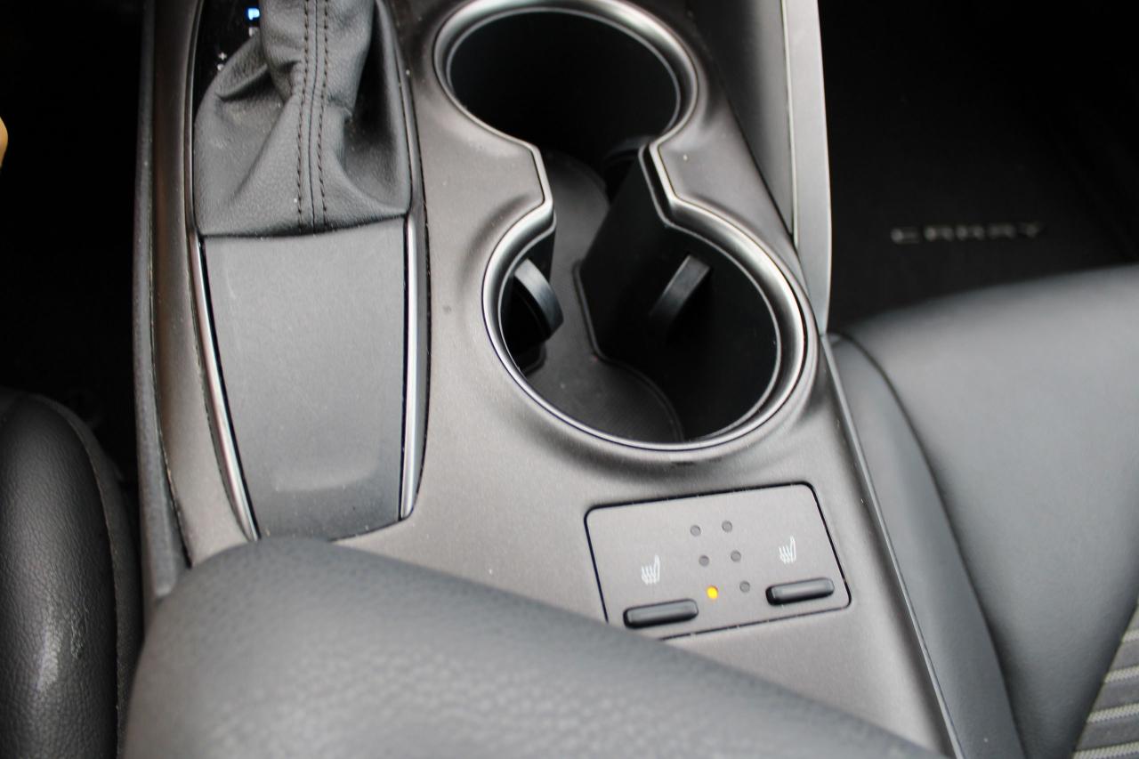 2022 Toyota Camry SE - Photo #11