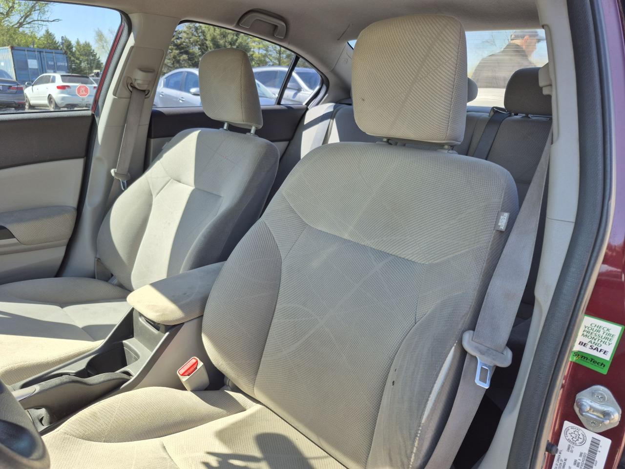 2012 Honda Civic Automatic + Certified! Photo10