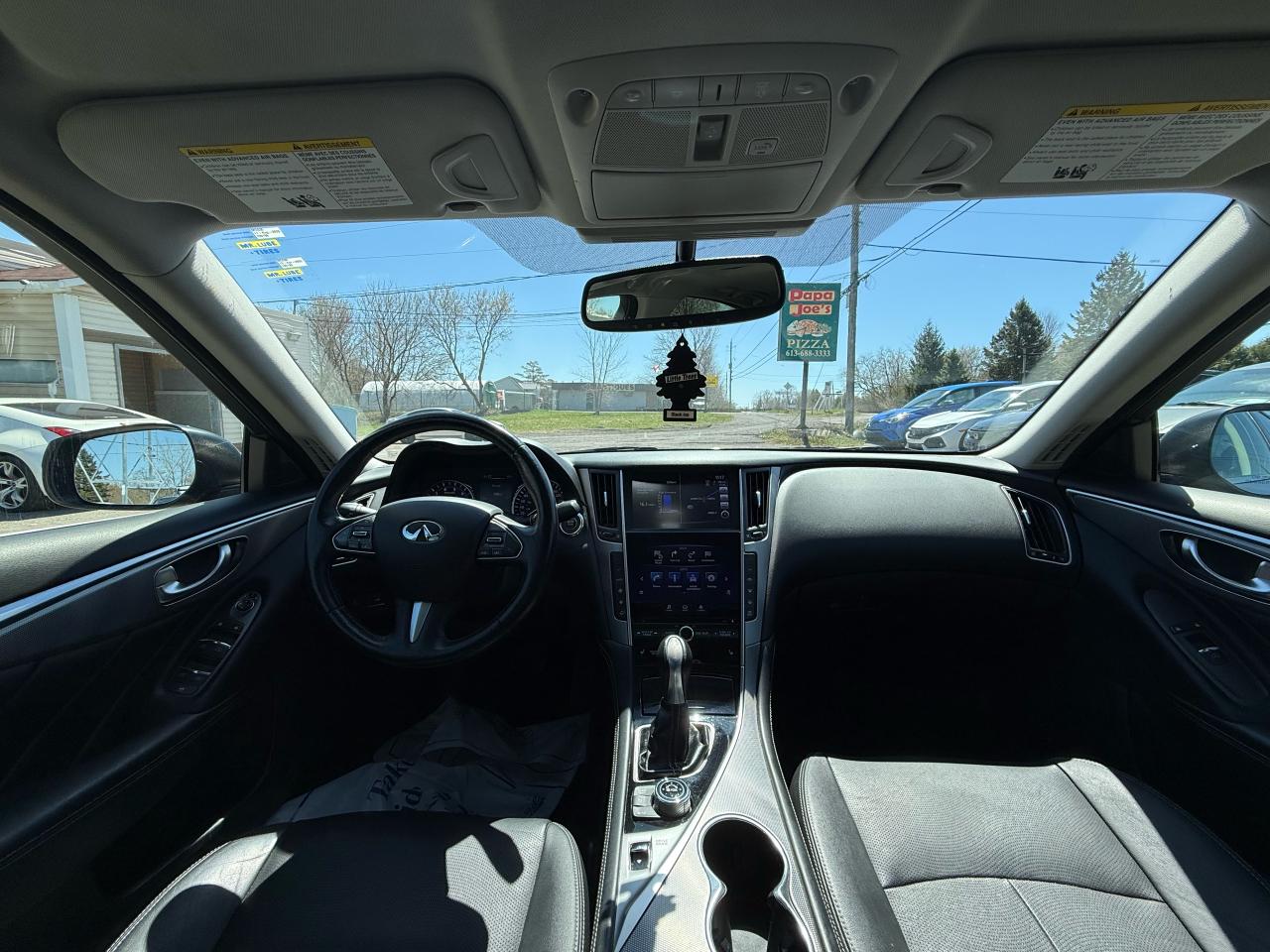 2015 Infiniti Q50  - Photo #11