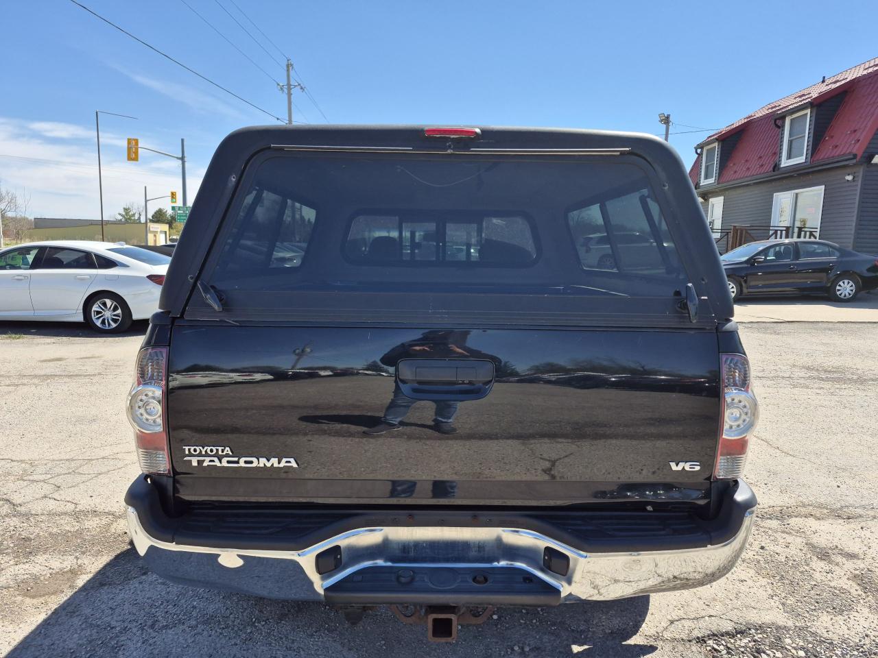 2011 Toyota Tacoma 4WD Access Cab V6 Auto Photo4