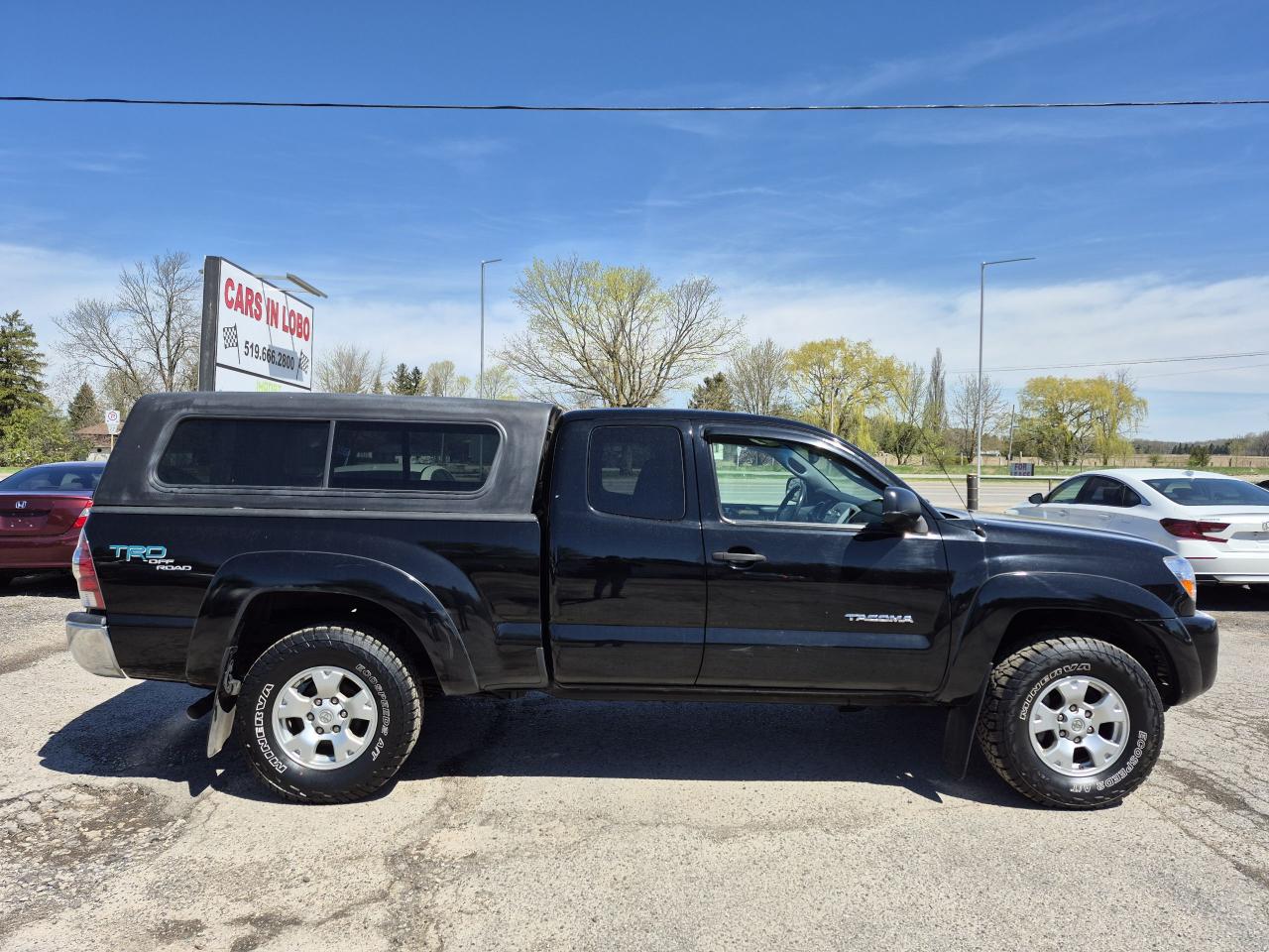2011 Toyota Tacoma 4WD Access Cab V6 Auto Photo2