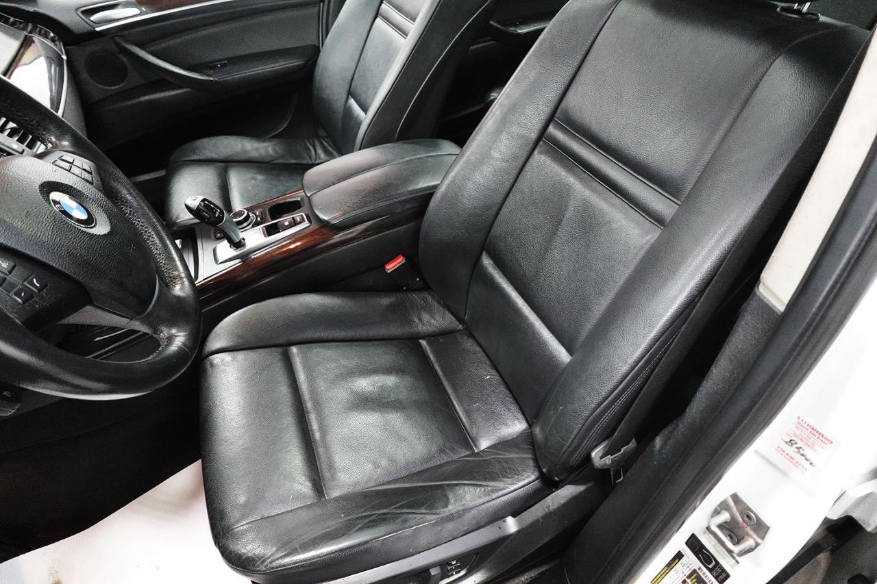 2010 BMW X5 LOW KM FOR YEAR ,ONE OWNER,WELL MAINTAIN - Photo #14