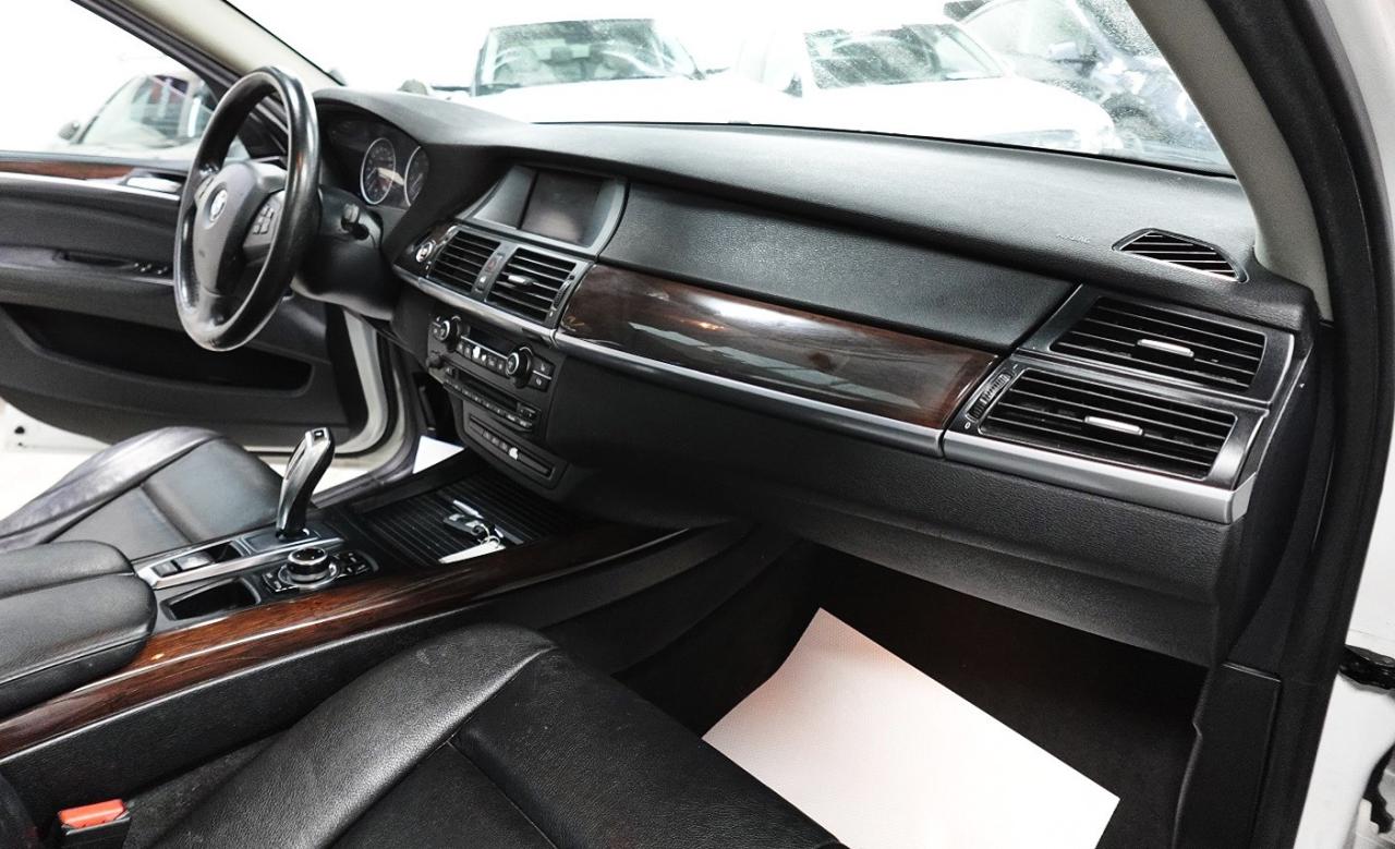 2010 BMW X5 LOW KM FOR YEAR ,ONE OWNER,WELL MAINTAIN - Photo #17