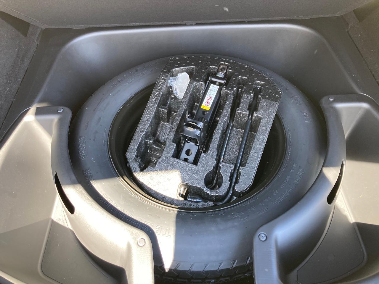 2019 Jeep Grand Cherokee Altitude - Photo #23