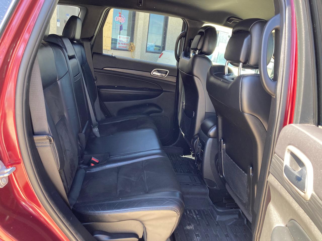 2019 Jeep Grand Cherokee Altitude - Photo #9
