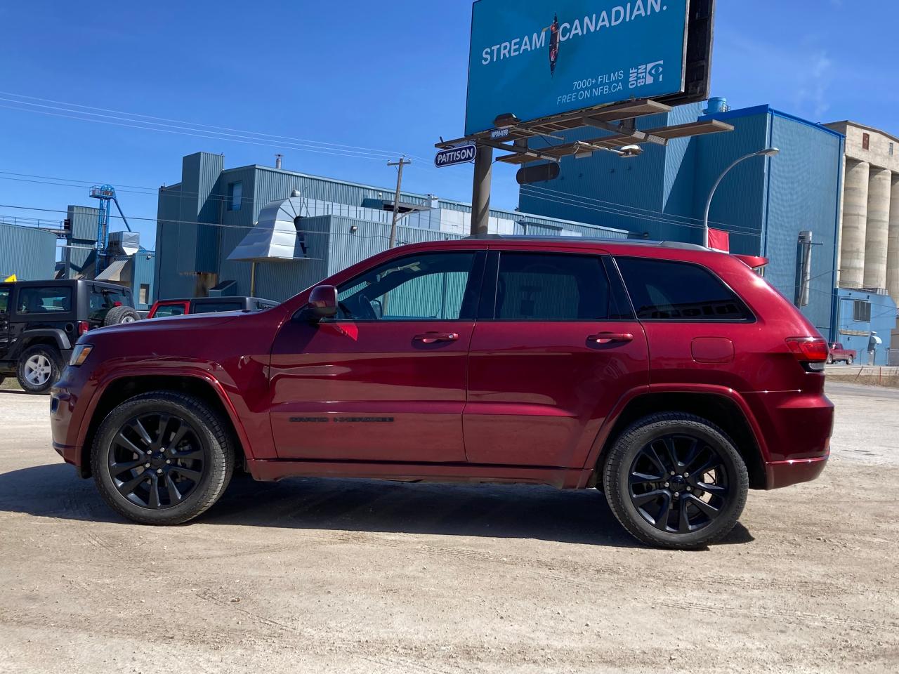 2019 Jeep Grand Cherokee Altitude - Photo #4