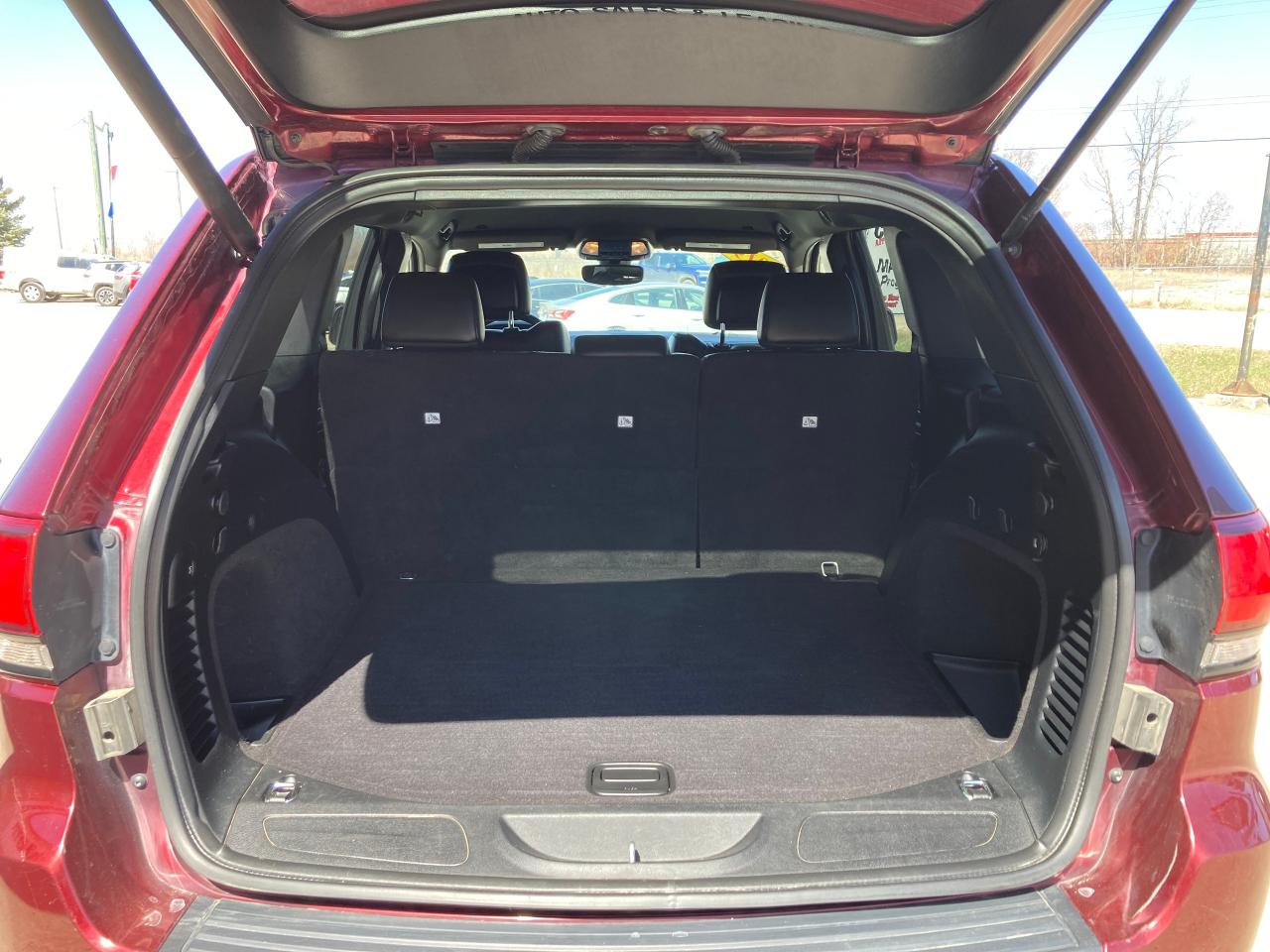 2019 Jeep Grand Cherokee Altitude - Photo #6