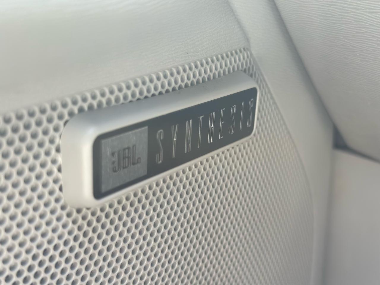 2011 Toyota Venza LIMITED - Photo #10