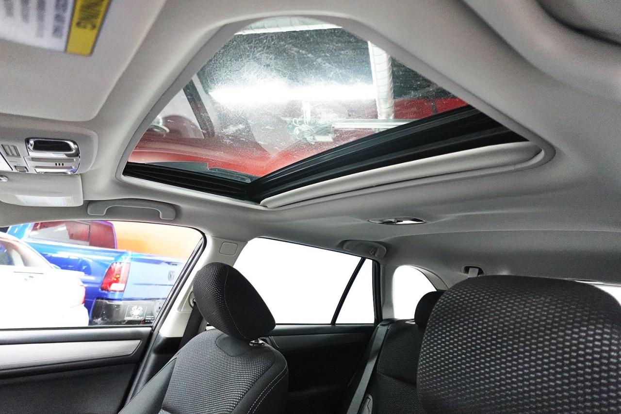 2018 Subaru Outback 3.6R PREMIUM, NO ACCIDENT, CARPLAY - Photo #17