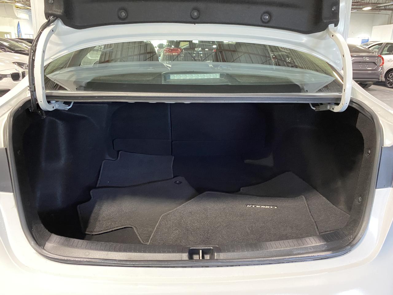 2020 Toyota Corolla LE - Photo #16
