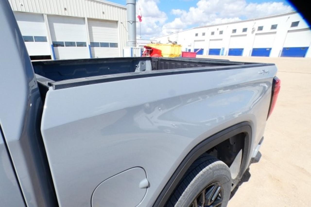 2024 GMC Sierra 1500 Elevation DURAMAX DSL w/Htd cloth, NAV, BUC - Photo #17