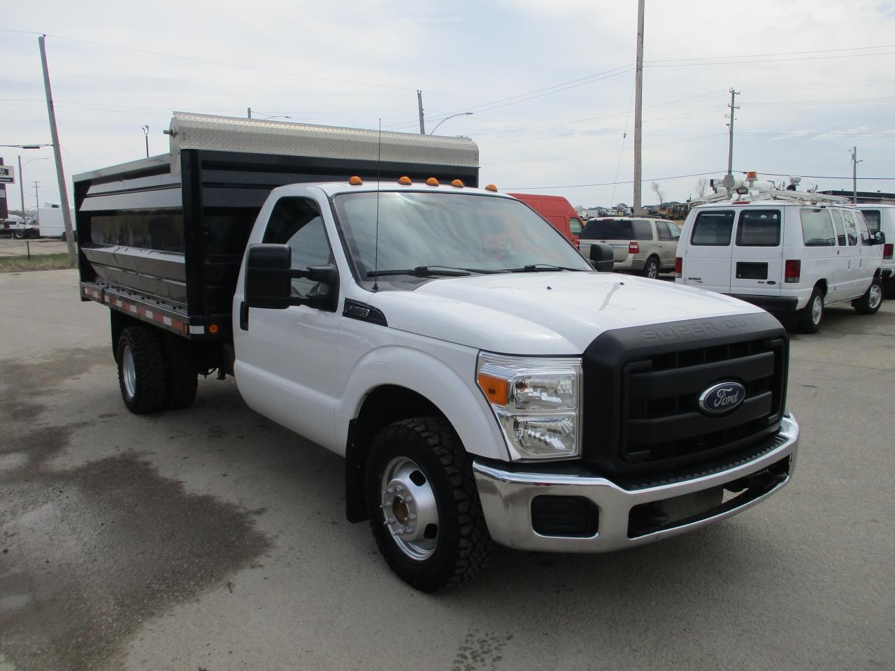 2015 Ford F-350 XL - Photo #3