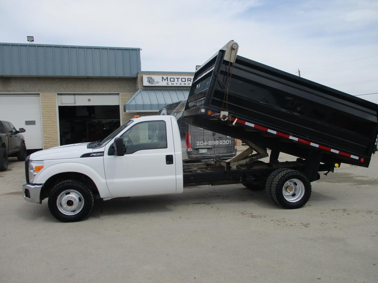 2015 Ford F-350 XL - Photo #2