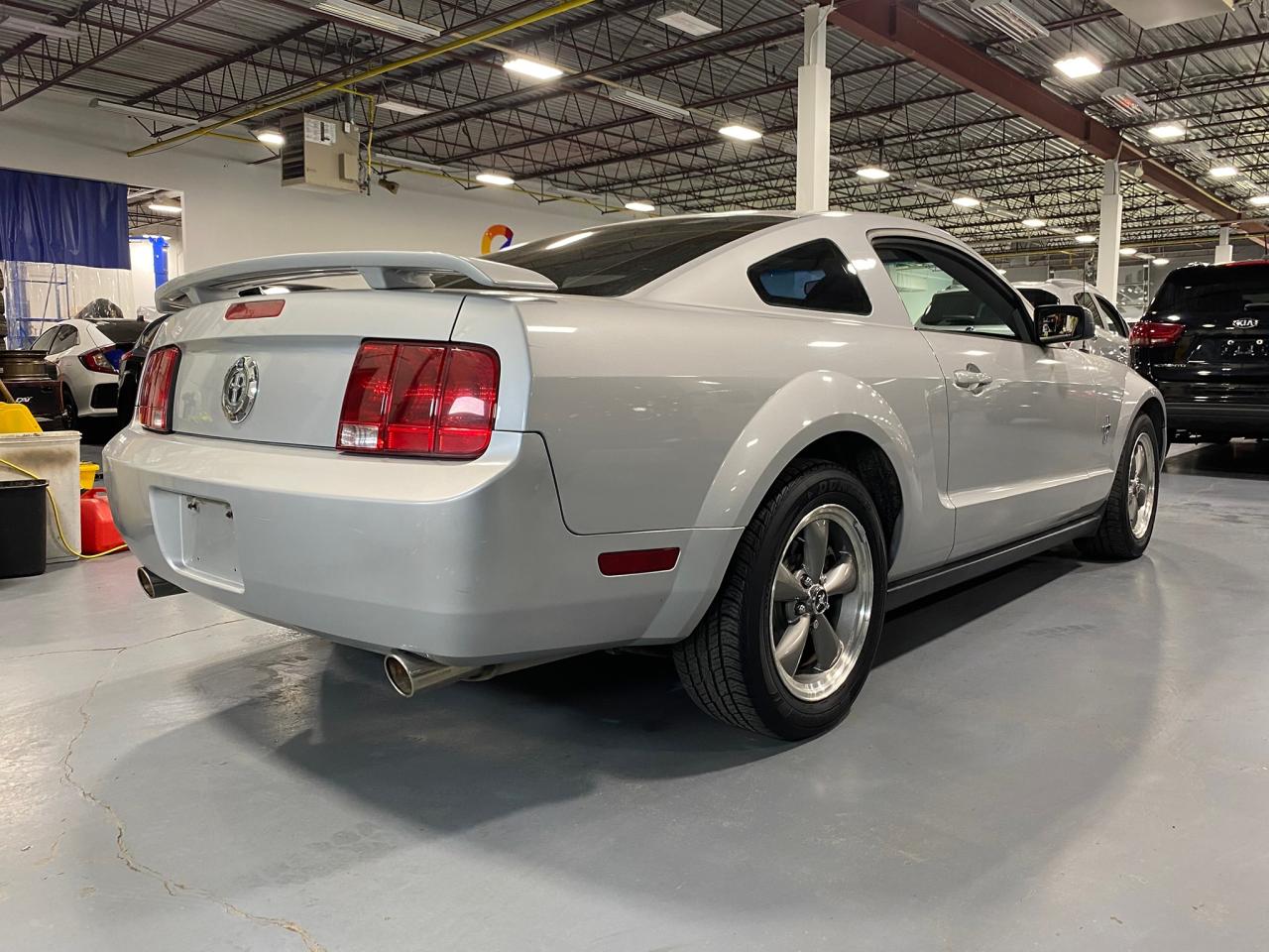 2006 Ford Mustang undefined - Photo #6