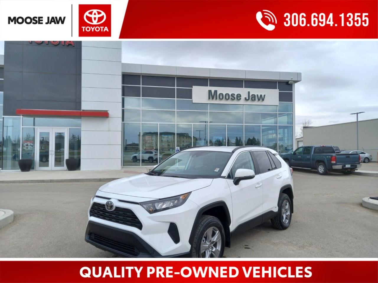 Used 2025 Toyota RAV4 Hybrid LOCAL TRADE WITH ONLY 3,622 KMS,HYBRID LE PKG,HEATED SEATS,AUTO CLIMATE CONTROL,8