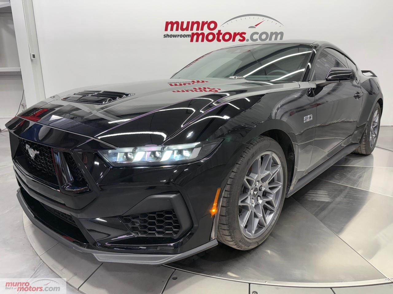 2024 Ford Mustang GT Premium Fastback Photo2