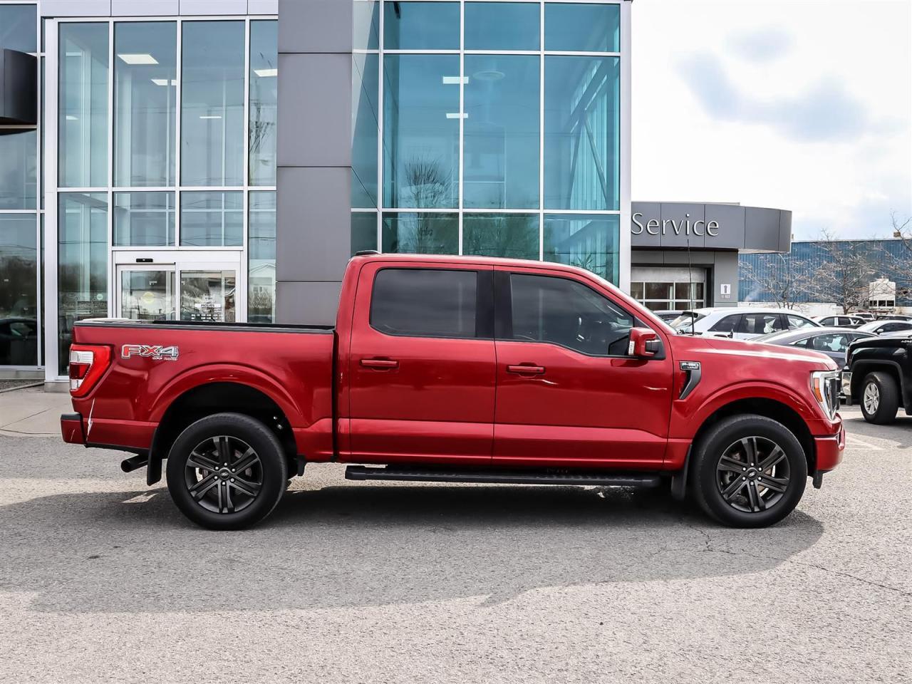 2021 Ford F-150 Lariat SuperCrew 5.5-ft. Bed 4WD Photo3