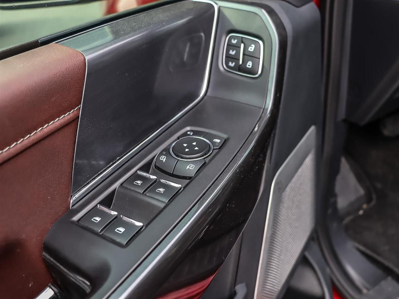 2021 Ford F-150 Lariat SuperCrew 5.5-ft. Bed 4WD Photo