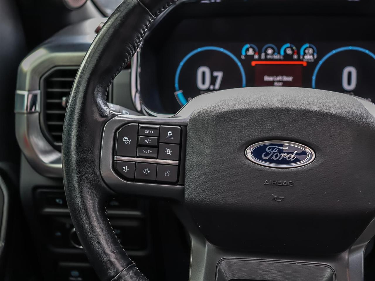 2021 Ford F-150 Lariat SuperCrew 5.5-ft. Bed 4WD Photo