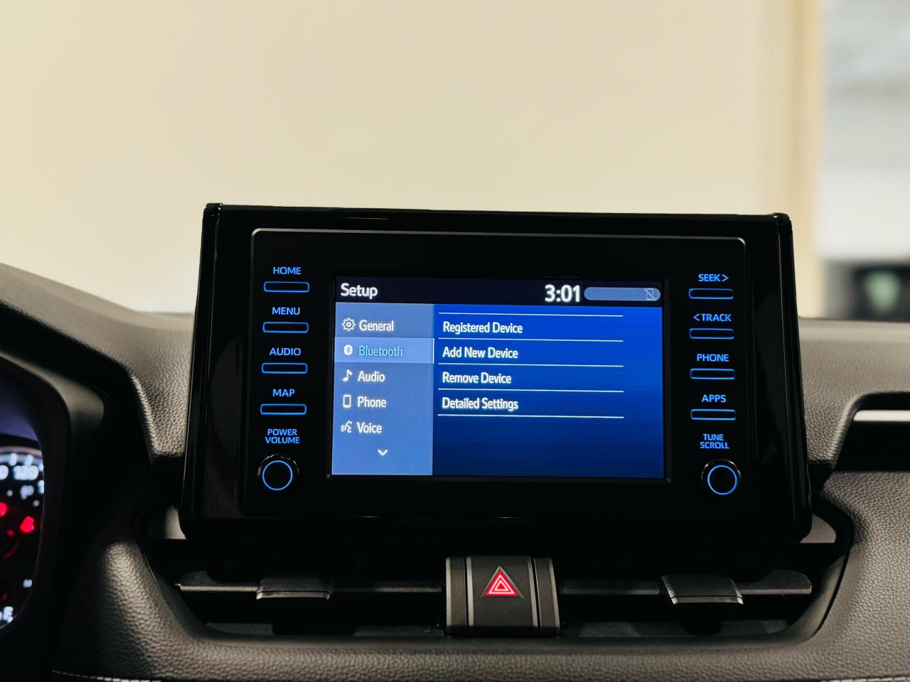 2021 Toyota RAV4 LE - Photo #17